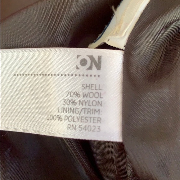 Red Short Jacket - Picture 8 of 8